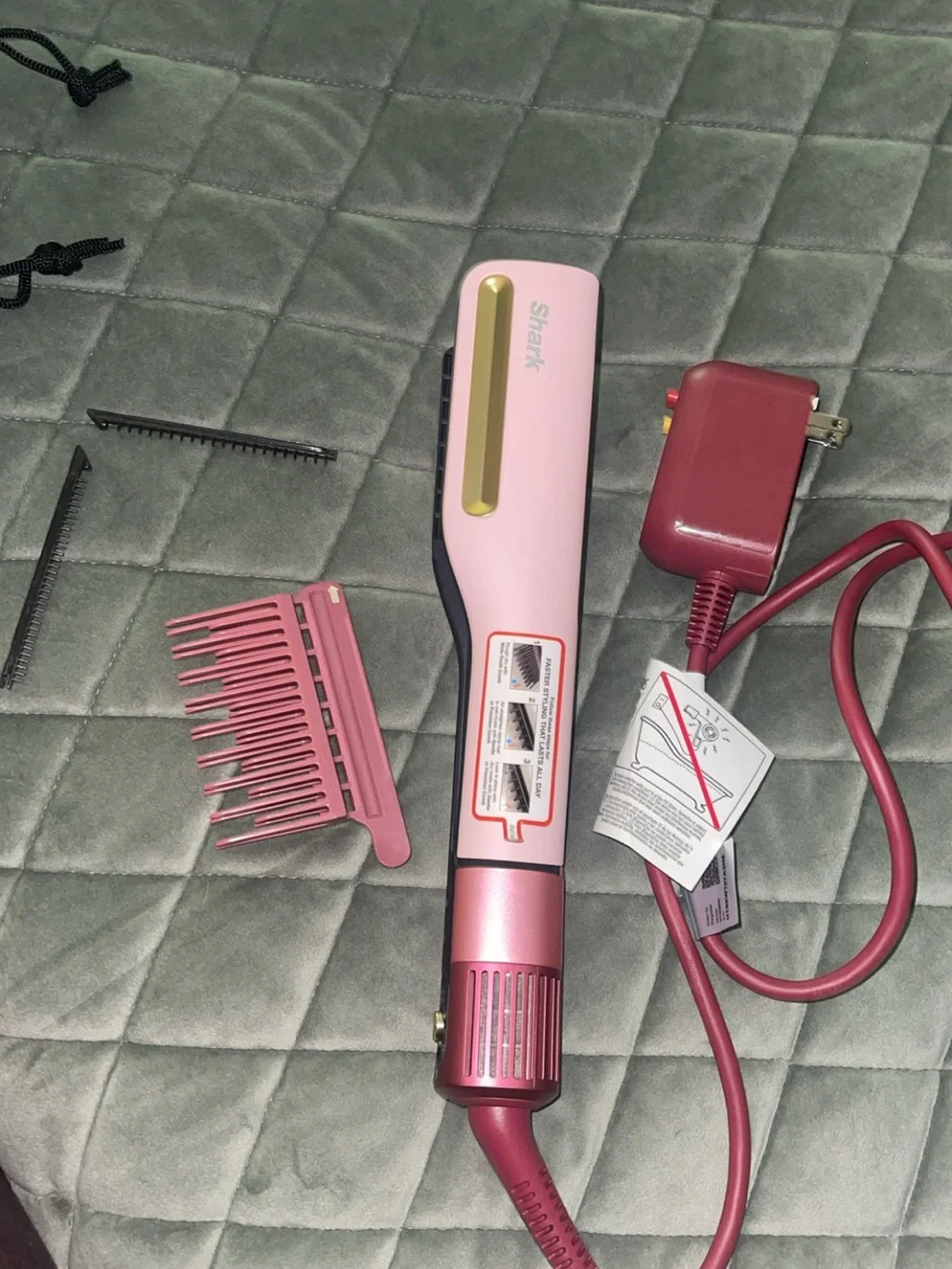 Shark SilkiPro Hair Straightener and Dryer in Rose Petal